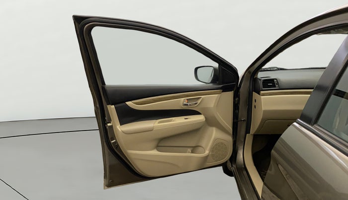 2018 Maruti Ciaz SIGMA 1.5 SHVS MT  PETROL, Petrol, Manual, 52,390 km, LHS Front Door