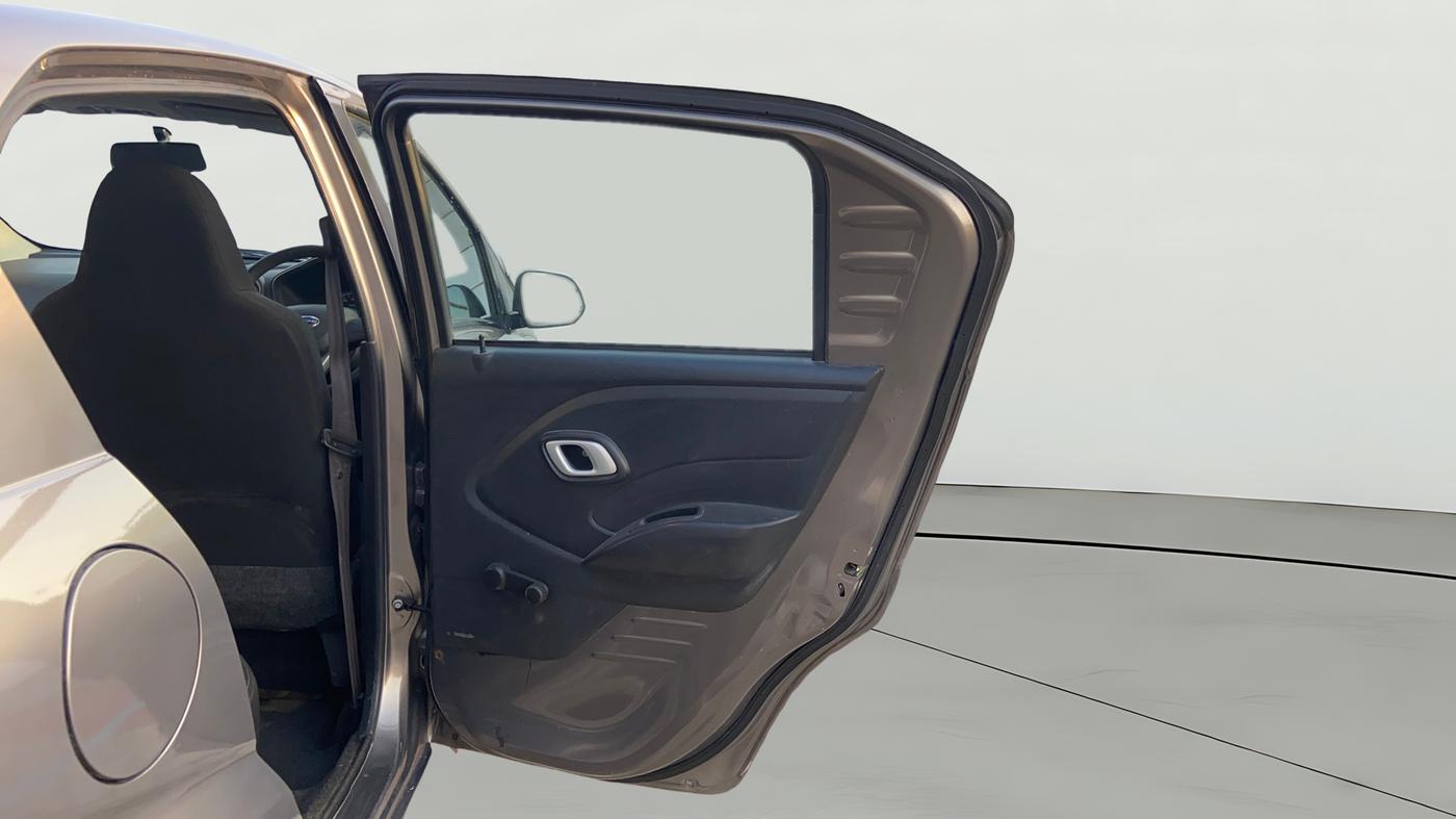 2018 Datsun Redi Go T (O), Petrol, Manual, 61,266 km, RHS Rear Door