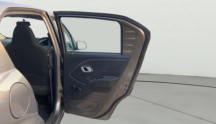 2018 Datsun Redi Go T (O), Petrol, Manual, 61,237 km, RHS Rear Door