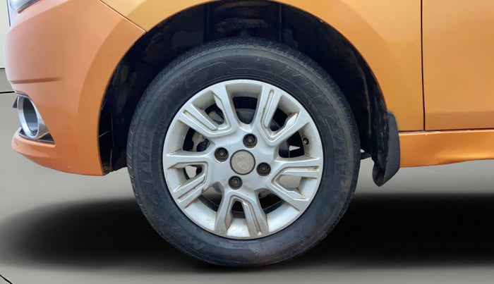 2018 Tata Tiago XZA PETROL, Petrol, Automatic, 25,631 km, Left Front Wheel