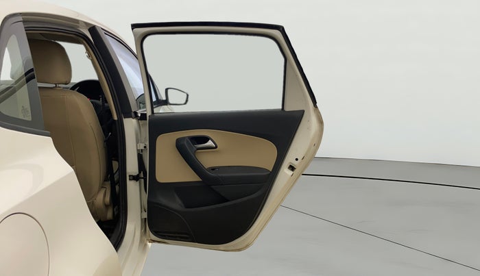 2017 Volkswagen Ameo COMFORTLINE 1.5 AT, Diesel, Automatic, 1,07,411 km, RHS Rear Door