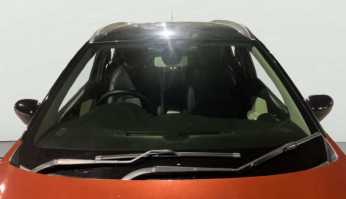 2018 Renault Captur PLATINE DIESEL , Diesel, Manual, 51,071 km, Front Windshield