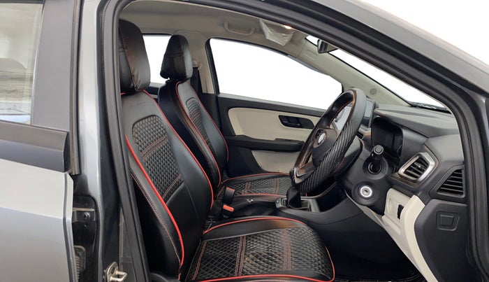 2024 Tata ALTROZ XM PLUS PETROL, Petrol, Manual, 42,048 km, Right Side Front Door Cabin