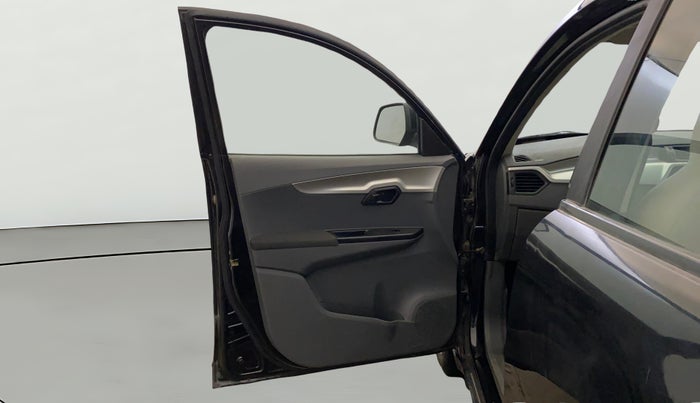 2019 Mahindra KUV 100 NXT K6+ P 6 STR, Petrol, Manual, 44,006 km, LHS Front Door