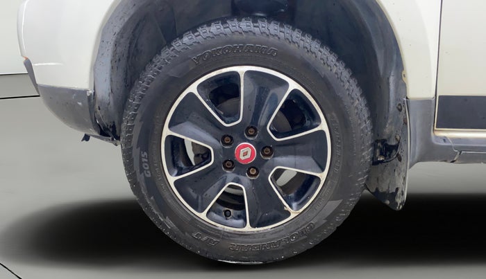 2017 Renault Duster RXS CVT, Petrol, Automatic, 77,297 km, Left Front Wheel