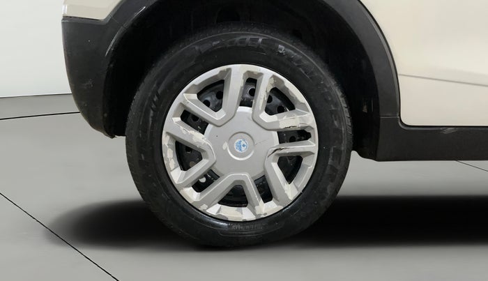 2020 Mahindra XUV300 W4 1.2 PETROL, Petrol, Manual, 76,769 km, Right Rear Wheel