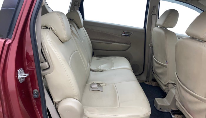 2013 Maruti Ertiga VXI, Petrol, Manual, 98,798 km, Right Side Rear Door Cabin