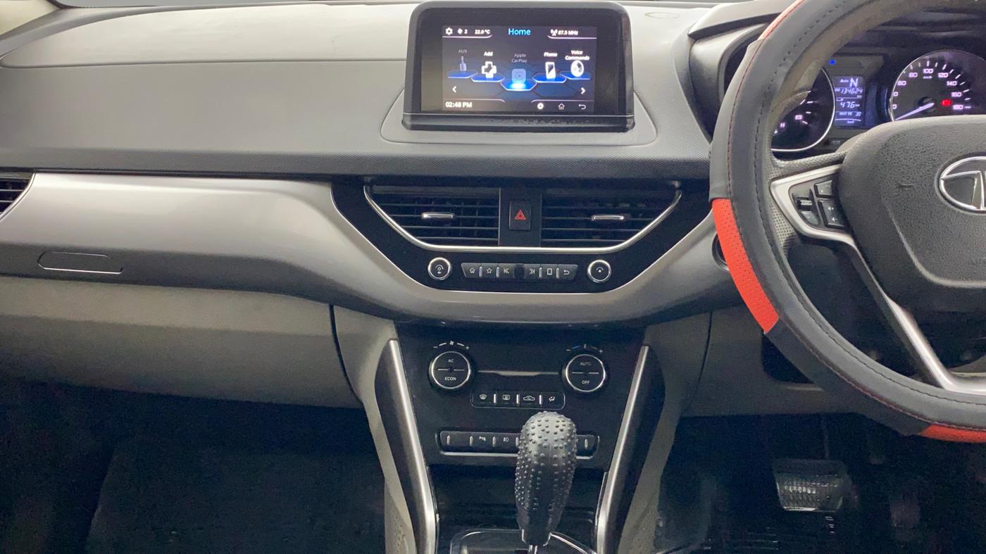 2018 Tata NEXON XZA PLUS DIESEL DUAL TONE, Diesel, Automatic, 1,34,209 km, Air Conditioner