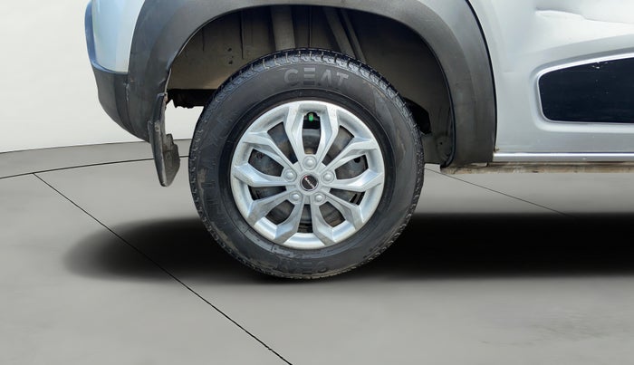 2016 Renault Kwid RXT 0.8, Petrol, Manual, 42,633 km, Right Rear Wheel