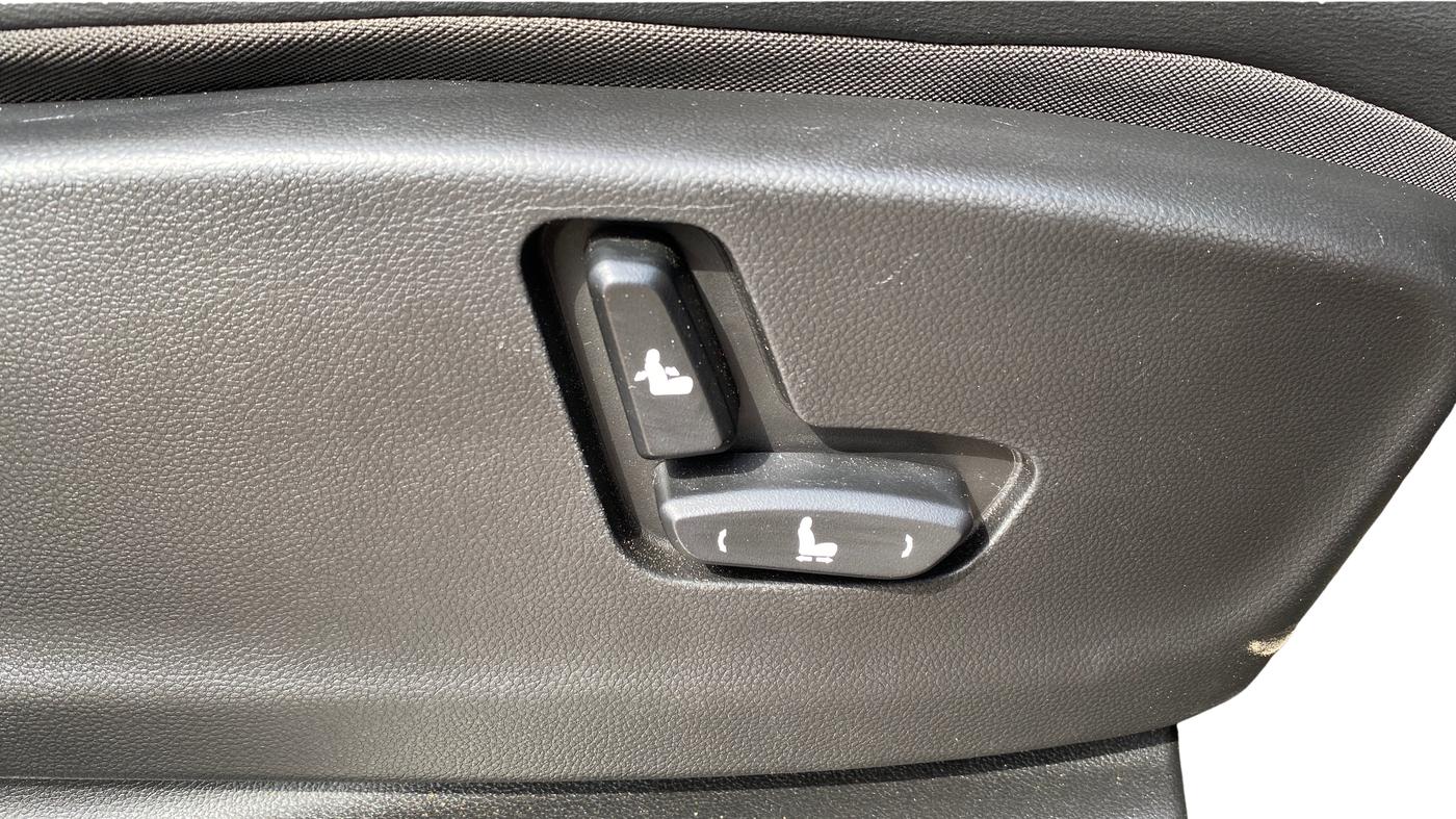 2019 MG HECTOR SHARP 2.0 DIESEL, Diesel, Manual, 68,170 km, Third Seat Row ( optional )