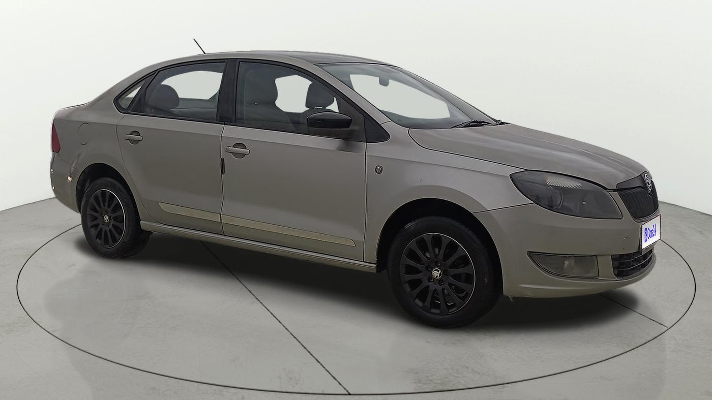 2015 Skoda Rapid ELEGANCE 1.6 MPI MT, Petrol, Manual, 98,452 km, Right Front Diagonal