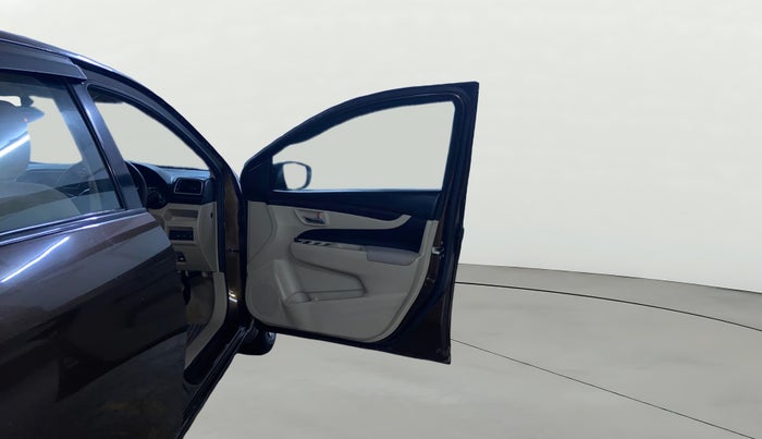 2017 Maruti Ciaz VXI+, Petrol, Manual, 33,005 km, RHS Front Door