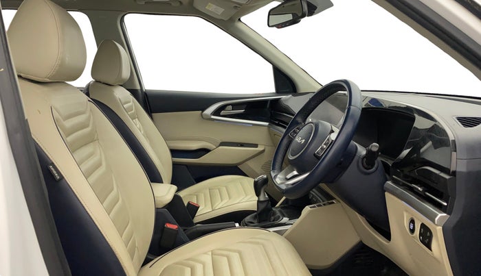 2023 KIA CARENS LUXURY PLUS 1.5 IMT PETROL, Petrol, Manual, 26,768 km, Right Side Front Door Cabin