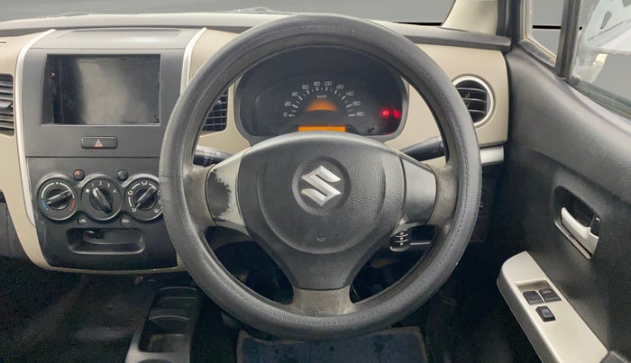 2014 Maruti Wagon R 1.0 LXI, CNG, Manual, 77,007 km, Steering Wheel Close Up