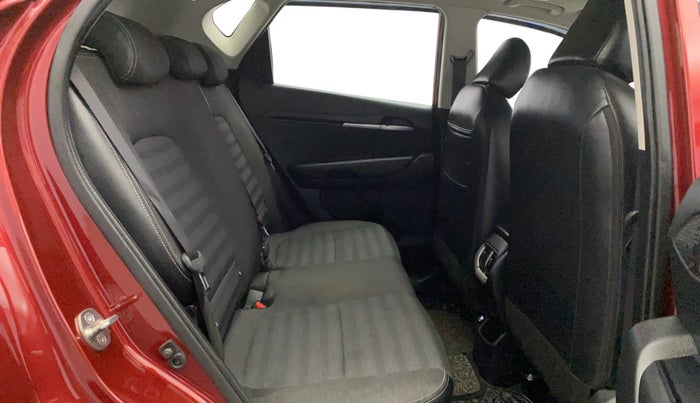 2023 KIA SONET HTK PLUS 1.0 IMT, Petrol, Manual, 30,026 km, Right Side Rear Door Cabin