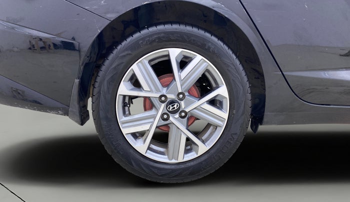 2024 Hyundai Verna SX (O) 1.5 MPI MT, Petrol, Manual, 29,076 km, Right Rear Wheel