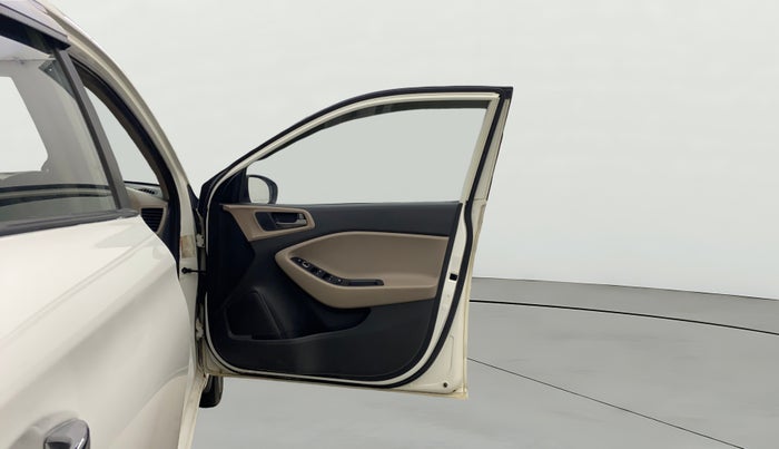 2016 Hyundai Elite i20 ASTA 1.2 (O), Petrol, Manual, 1,03,768 km, RHS Front Door