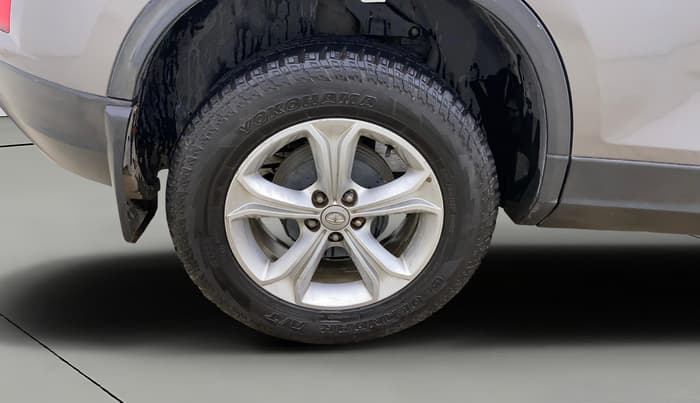 2019 Tata Harrier XZ 2.0L, Diesel, Manual, 75,515 km, Right Rear Wheel