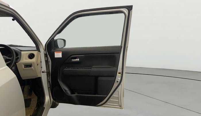 2024 Maruti New Wagon-R VXI CNG 1.0, CNG, Manual, 26,872 km, RHS Front Door