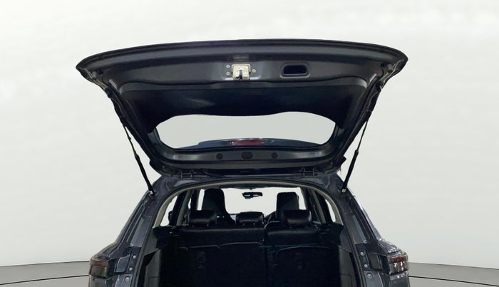 2024 Maruti Grand Vitara SIGMA SMART HYBRID, Petrol, Manual, 44,048 km, Boot Door Open