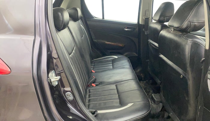 2015 Maruti Swift ZDI, Diesel, Manual, 83,737 km, Right Side Rear Door Cabin