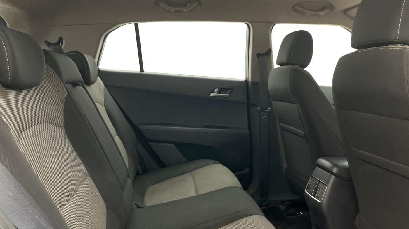 2016 Hyundai Creta SX PLUS 1.6 DIESEL, Diesel, Manual, 36,812 km, Right Side Rear Door Cabin