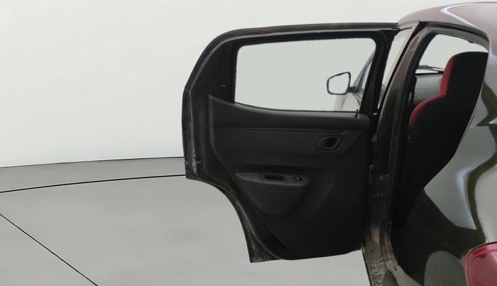 2022 Renault Kwid RXT 1.0 (O), Petrol, Manual, 38,311 km, LHS Rear Door