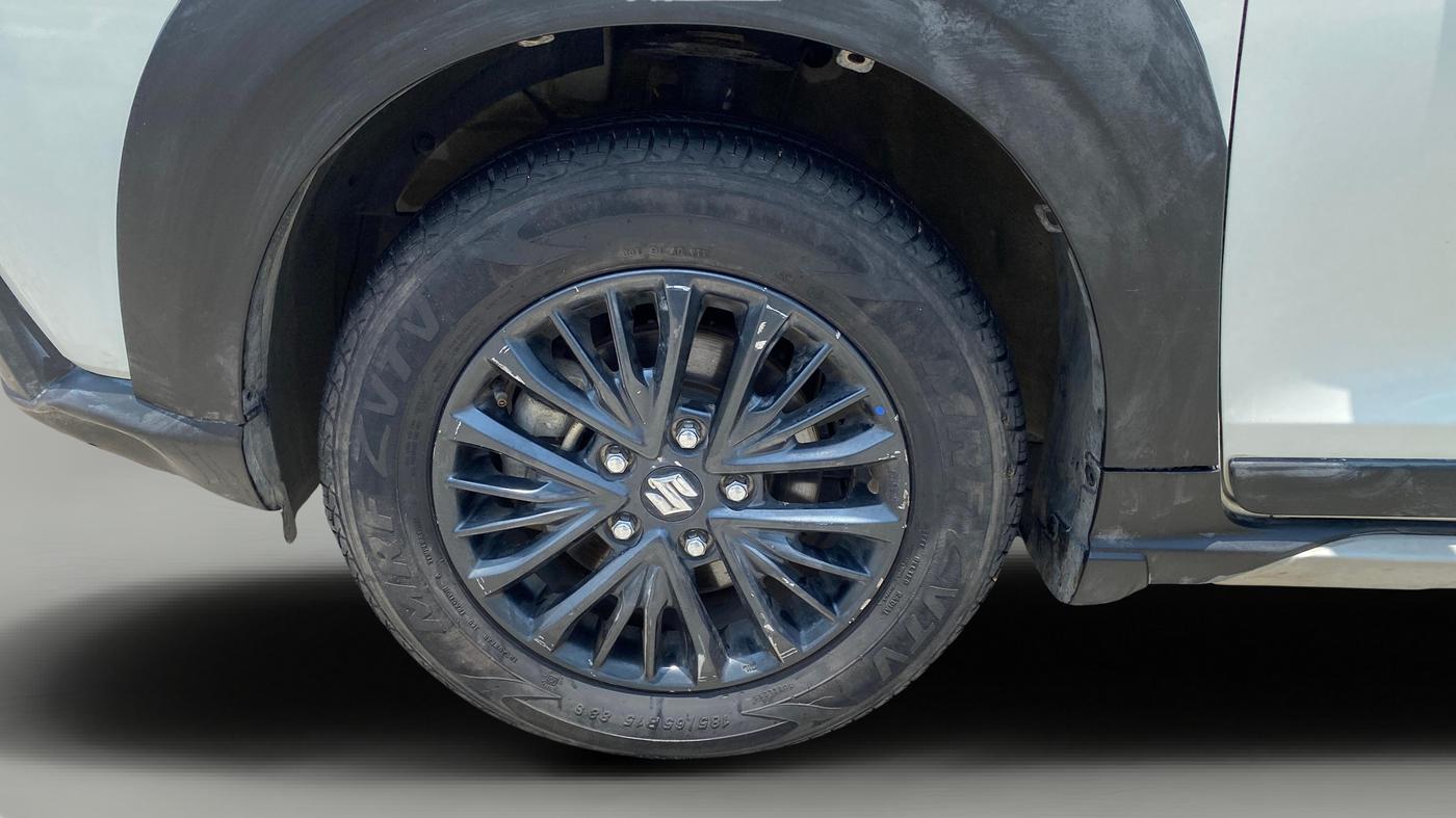2022 Maruti XL6 ZETA AT, Petrol, Automatic, 29,013 km, Left Front Wheel