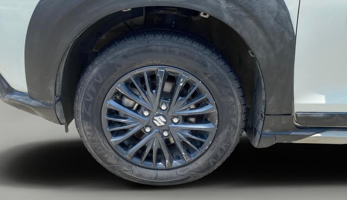 2022 Maruti XL6 ZETA AT, Petrol, Automatic, 28,712 km, Left Front Wheel