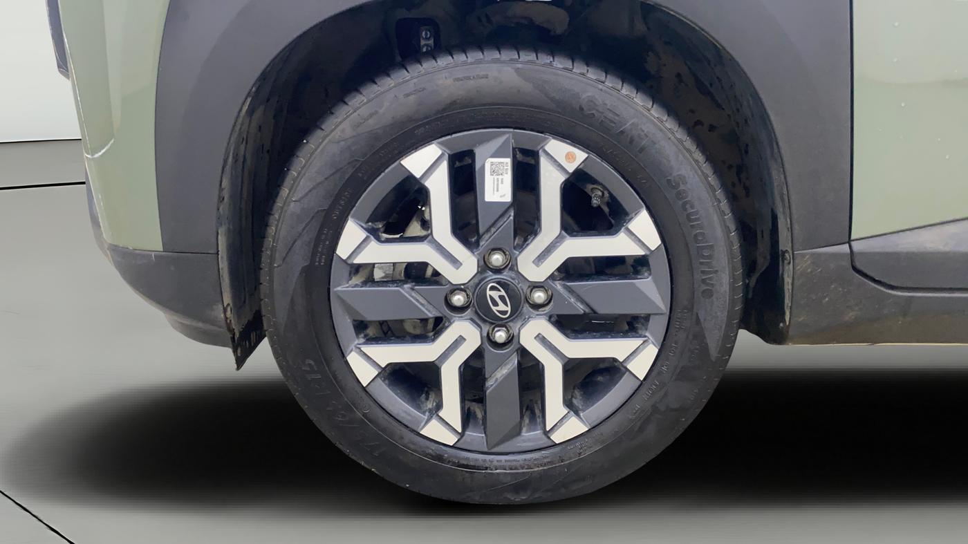 2024 Hyundai EXTER SX(O) 1.2 AMT, Petrol, Automatic, 5,824 km, Left Front Wheel