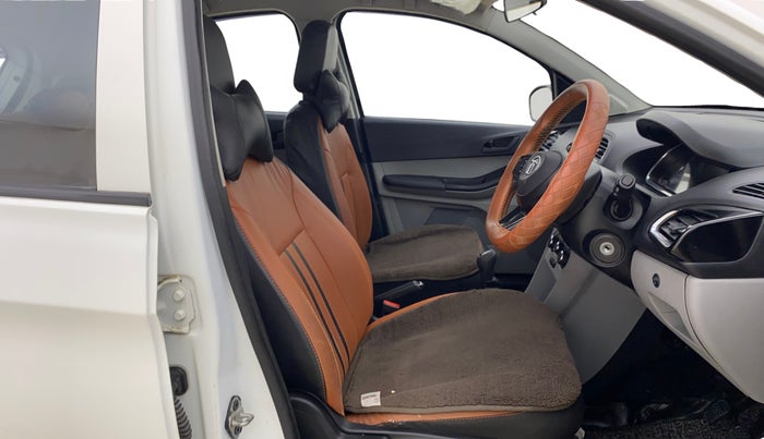 2022 Tata Tiago XT CNG, CNG, Manual, 99,275 km, Right Side Front Door Cabin