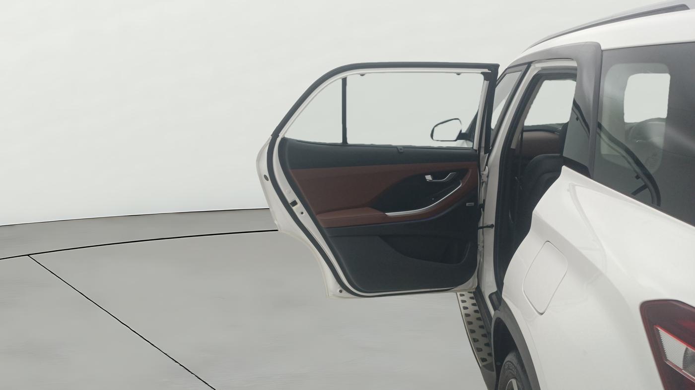 2021 Hyundai ALCAZAR 2.0 SIGNATURE (O) AT 6STR, Petrol, Automatic, 22,177 km, LHS Rear Door