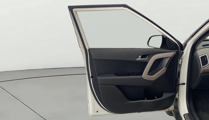 2018 Hyundai Creta SX PLUS AT 1.6 DIESEL, Diesel, Automatic, 1,22,910 km, LHS Front Door