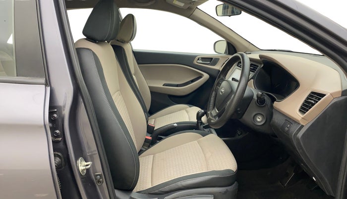 2017 Hyundai Elite i20 ASTA 1.2, Petrol, Manual, 67,582 km, Right Side Front Door Cabin
