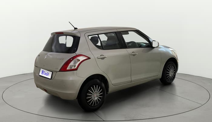 2015 Maruti Swift VXI, Petrol, Manual, 30,654 km, Right Back Diagonal