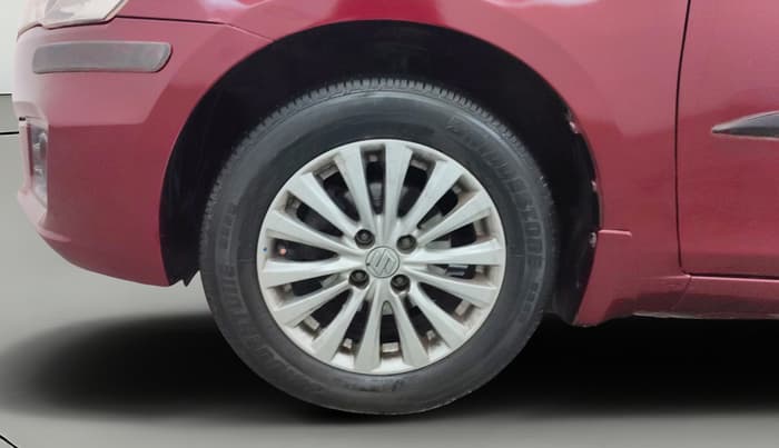 2016 Maruti Ciaz ZDI SHVS, Diesel, Manual, 97,574 km, Left Front Wheel