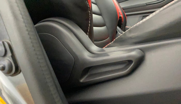 2023 Tata Tiago XT (O) PETROL, Petrol, Manual, 24,509 km, Driver Side Adjustment Panel