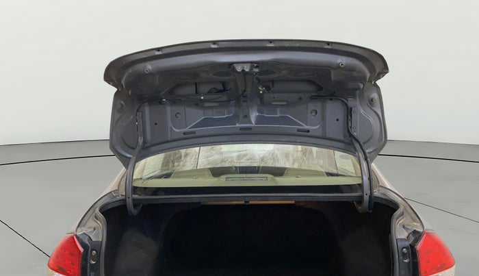 2016 Maruti Ciaz ZXI, Petrol, Manual, 99,587 km, Boot Door Open