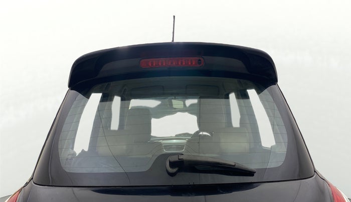 2013 Maruti Swift ZXI, Petrol, Manual, 1,49,909 km, Rear Windshield