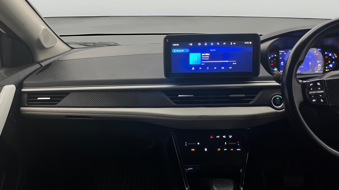 2023 Tata NEXON CREATIVE+ AMT 1.2 PETROL, Petrol, Automatic, 56,953 km, Air Conditioner