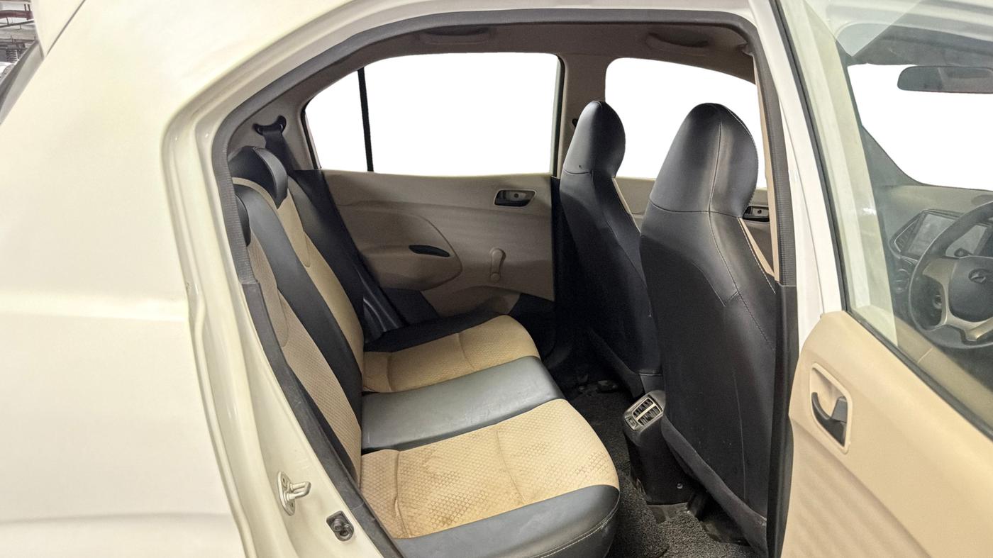 2019 Hyundai NEW SANTRO ERA, Petrol, Manual, 67,220 km, Right Side Rear Door Cabin
