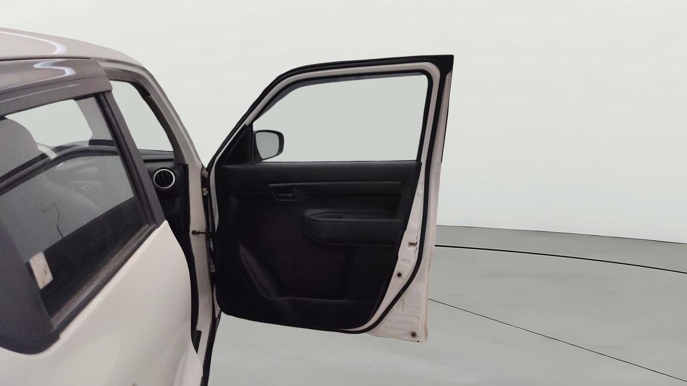 2024 Maruti S PRESSO VXI+, Petrol, Manual, 6,810 km, RHS Front Door