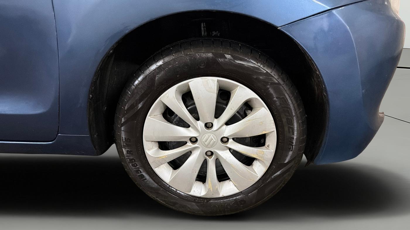 2016 Maruti Baleno DELTA PETROL 1.2, Petrol, Manual, 64,538 km, Right Front Wheel