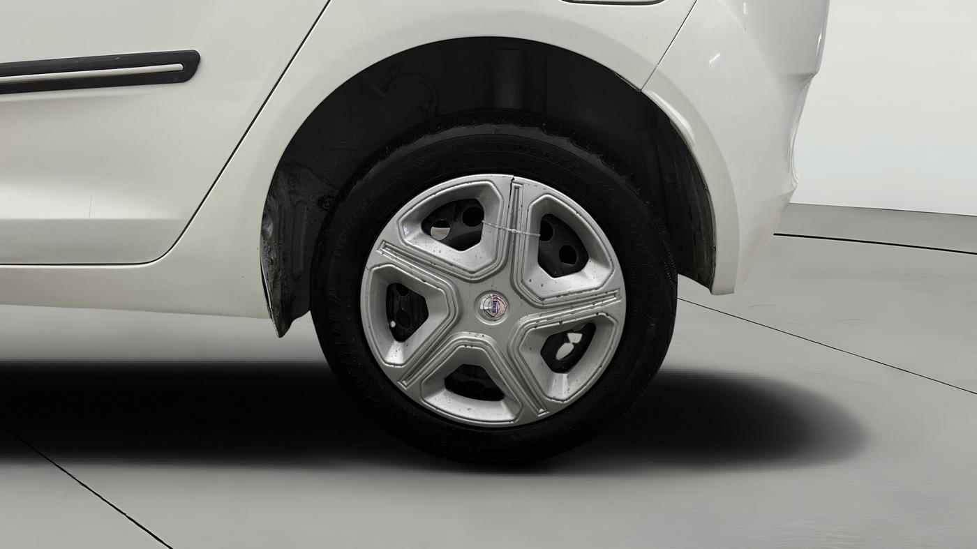 2020 Tata ALTROZ XT PETROL, Petrol, Manual, 64,549 km, Left Rear Wheel