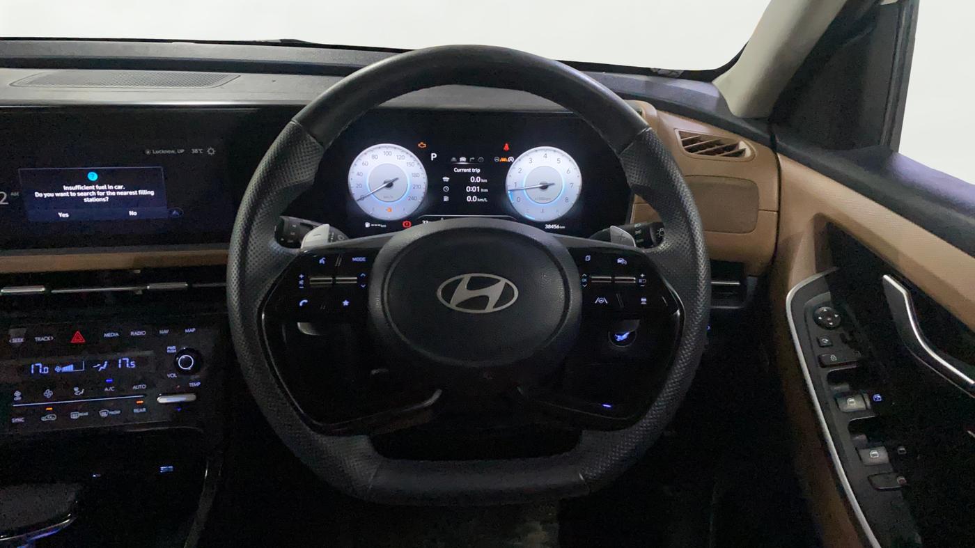 2024 Hyundai ALCAZAR Signature 6 STR 1.5 Turbo GDi Petrol DCT, Petrol, Automatic, 38,456 km, Steering Wheel Close Up