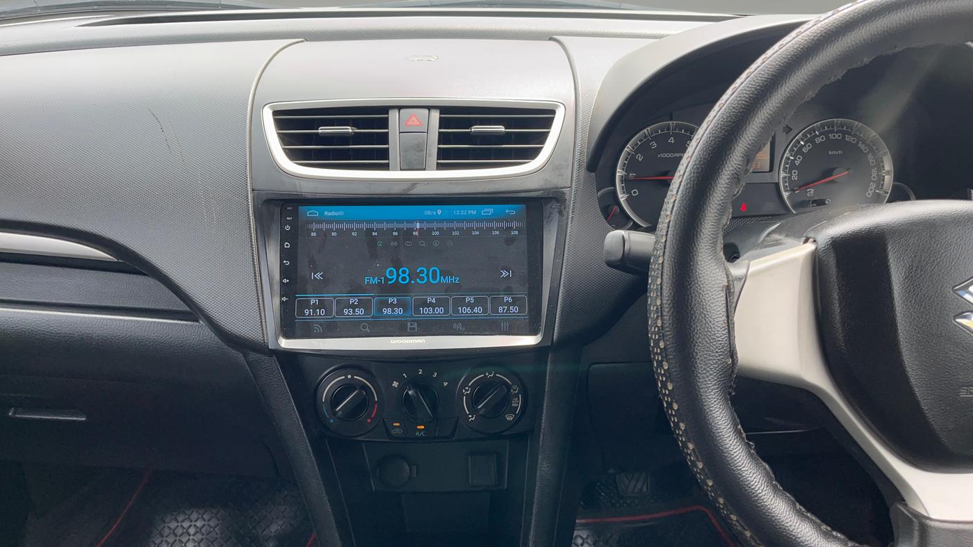2017 Maruti Swift VXI O, Petrol, Manual, 66,153 km, Air Conditioner