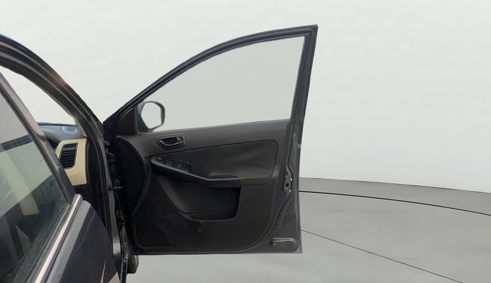 2014 Tata Zest XMS PETROL, Petrol, Manual, 45,009 km, RHS Front Door