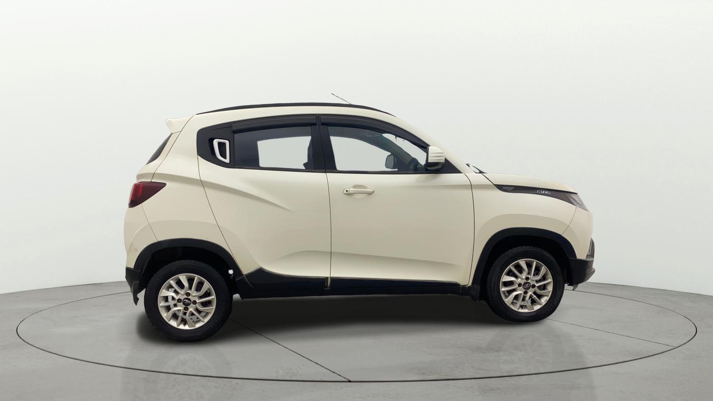 2016 Mahindra Kuv100 K8 D 6 STR, Diesel, Manual, 1,01,037 km, Right Side View