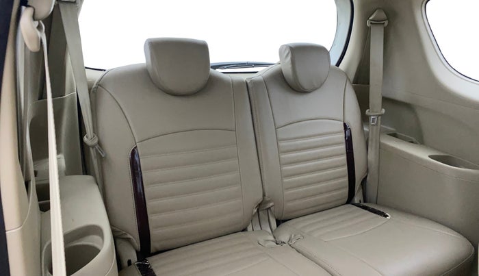 2015 Maruti Ertiga ZXI+, Petrol, Manual, 42,130 km, Third Seat Row ( optional )