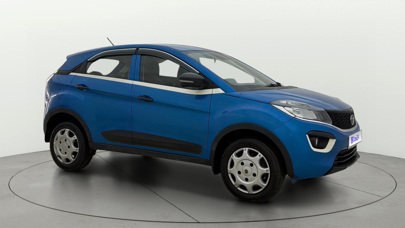 2018 Tata NEXON XM PETROL, Petrol, Manual, 43,767 km, SRP